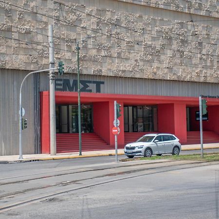 Central 2Br Apartment In The Heart Of Atena Exterior foto