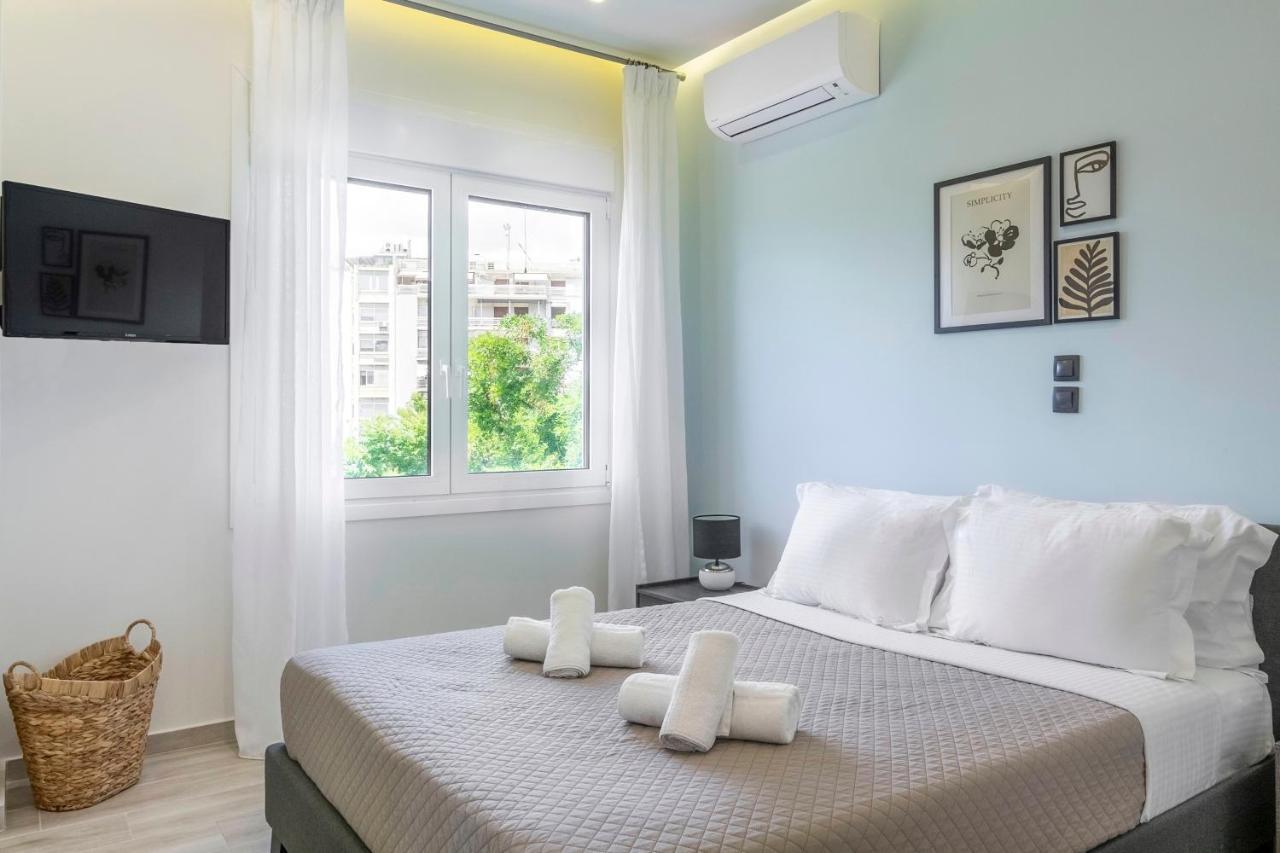 Central 2Br Apartment In The Heart Of Atena Exterior foto