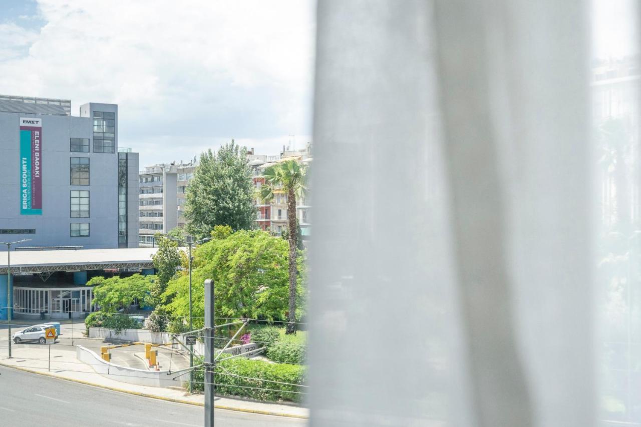 Central 2Br Apartment In The Heart Of Atena Exterior foto
