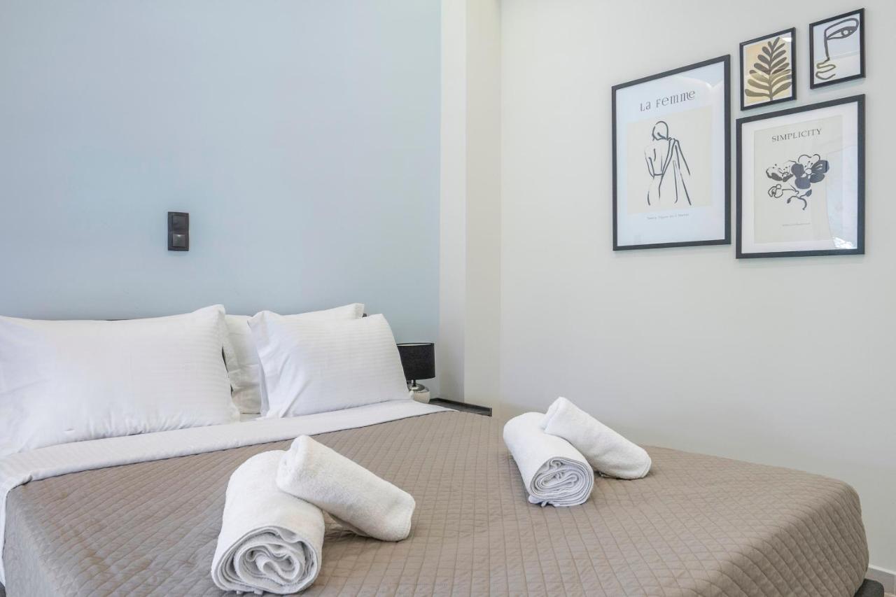 Central 2Br Apartment In The Heart Of Atena Exterior foto